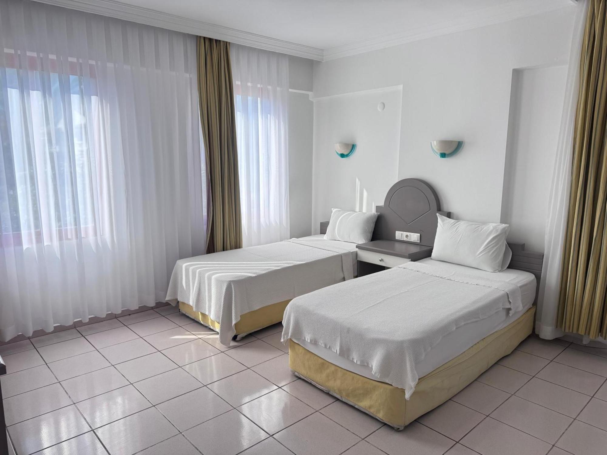 Club Kocer Apartments Marmaris Esterno foto